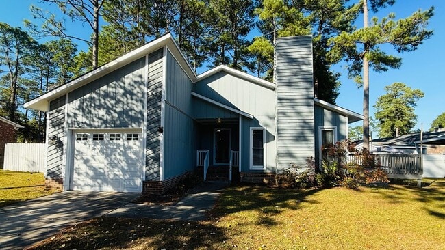 Building Photo - 7304 Avila Dr