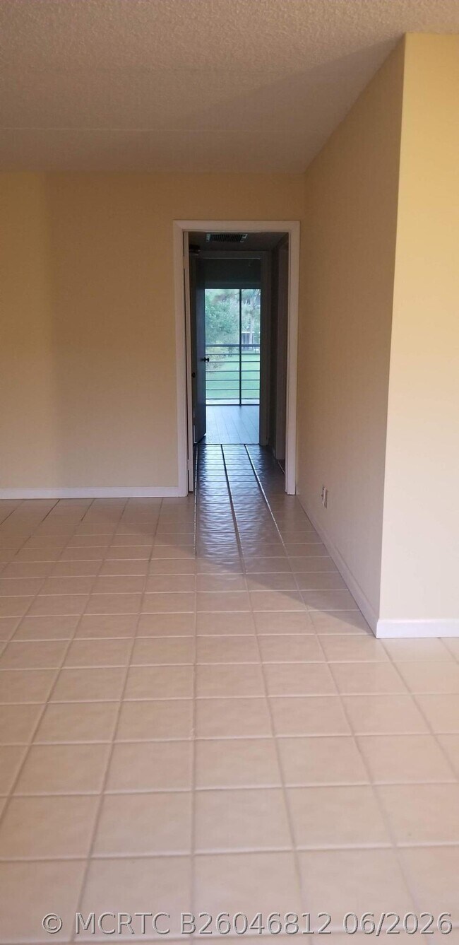 Photo - 2000 Springdale Blvd Unit 203