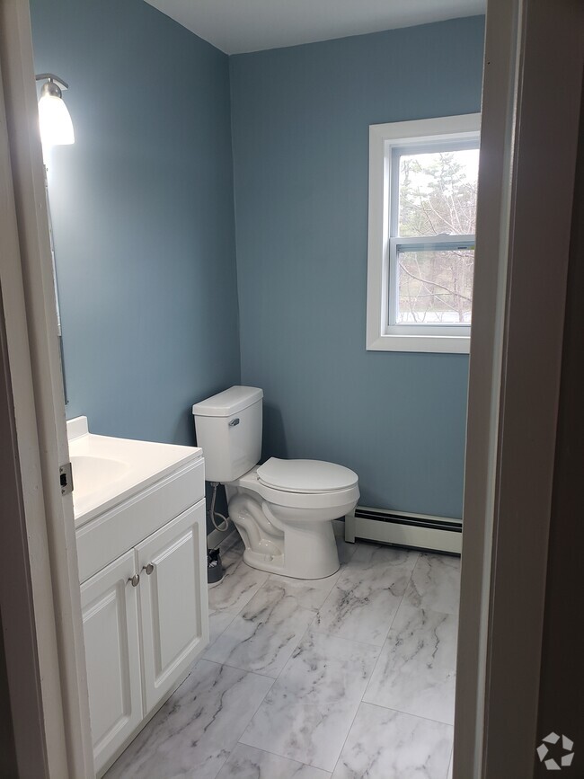 Building Photo - 737 Kings Hwy Unit 737 Kings Highway #2 Rental