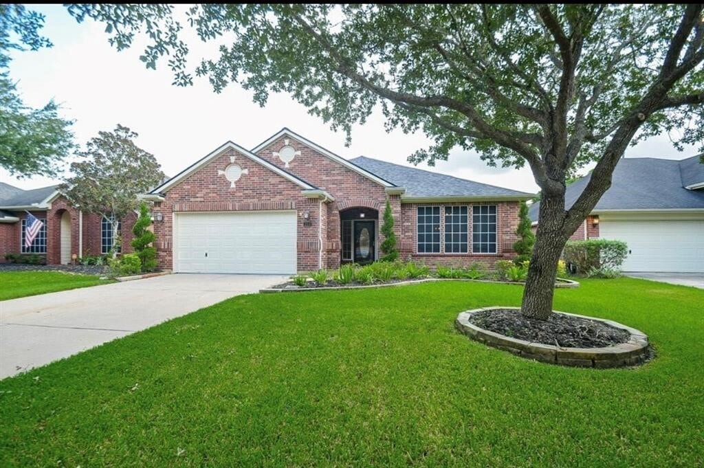 Photo - 210 Riverway Bluff Ln