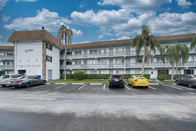 Building Photo - 2200 Springdale Blvd Unit 212 Rental