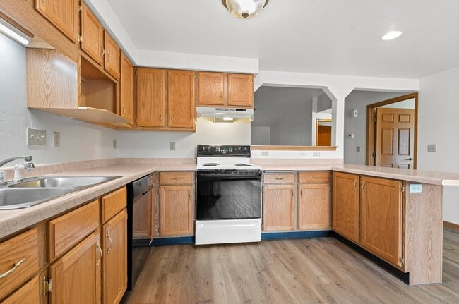 Photo - Brook Park Apartments