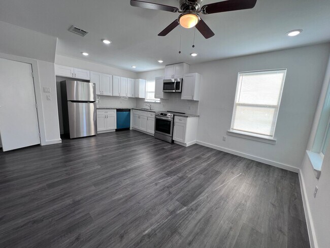 Photo - For Lease | 3 Bed, 2 Bath |1,168Sq Ft