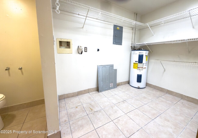 Photo - 526 Langan Rd