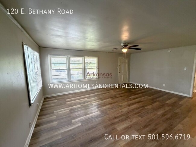 Photo - 120 E Bethany Rd