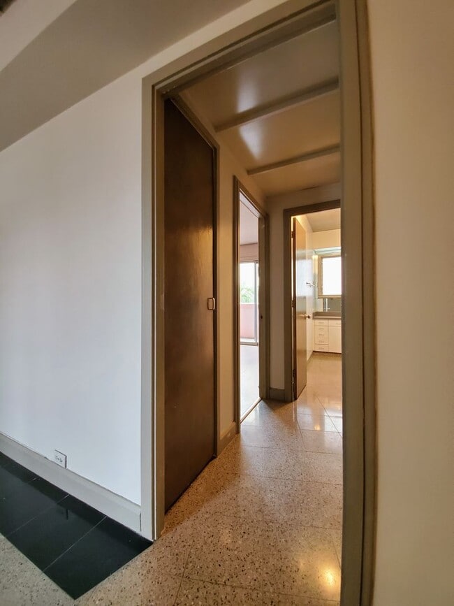 Photo - Available now: | 1 Bedroom, 1 Bathroom in Waikiki Cove. Unit 603