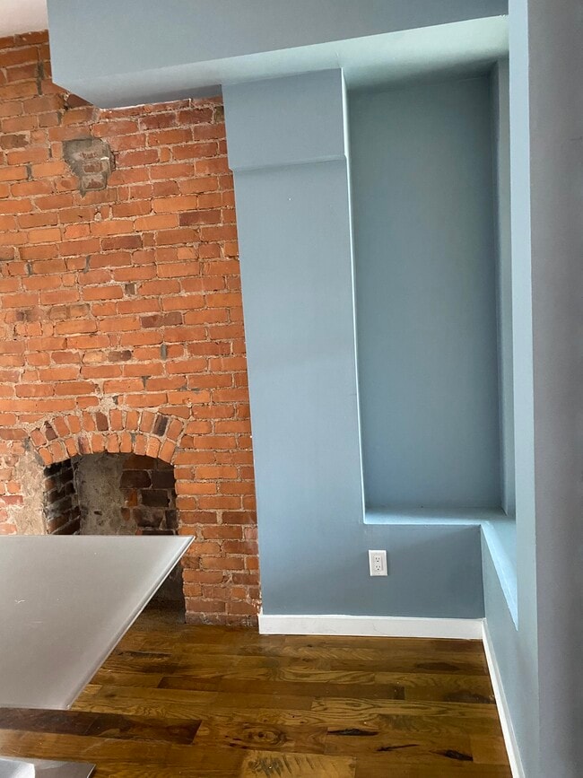 884 Oak St Unit A