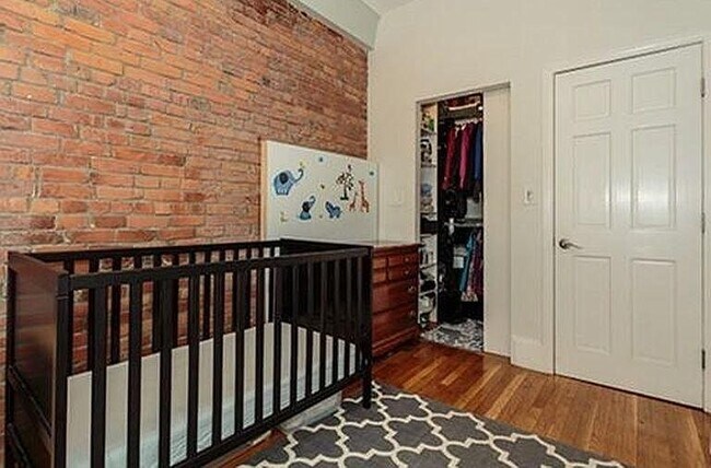 Building Photo - 463 Commonwealth Ave Unit 7 Rental