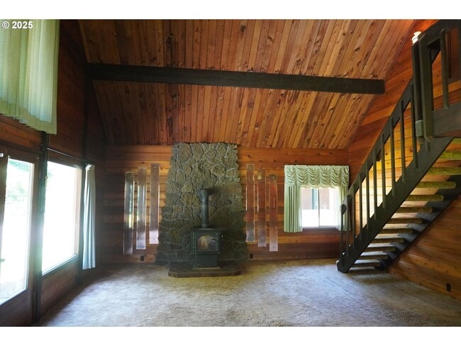 Photo - Cedar Built Home on Acreage for Lease in La Center