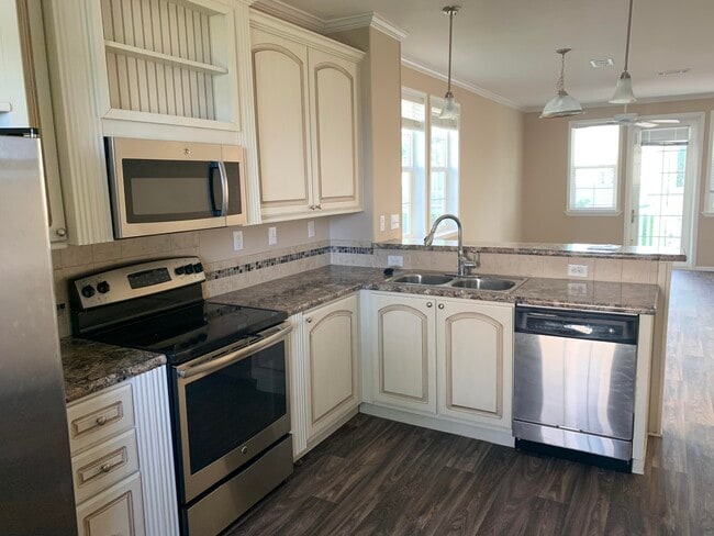 Building Photo - 28543 Channel View Dr Rental