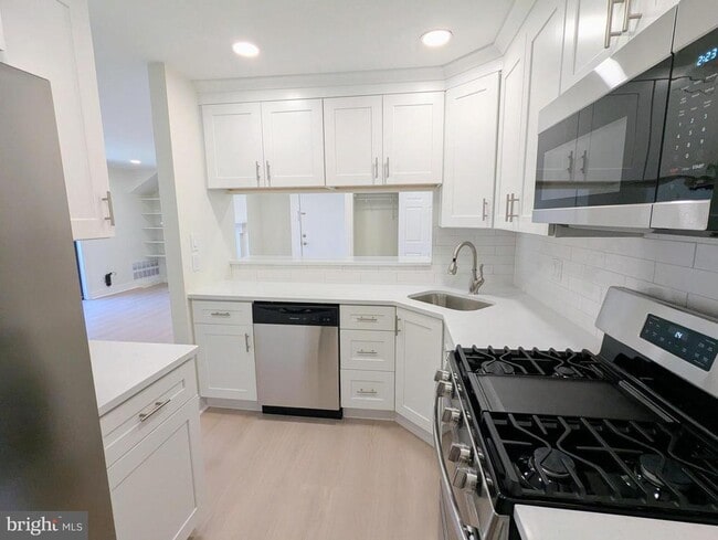 Photo - 1616 Morris Ct