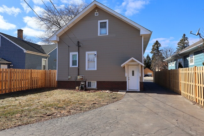 Photo - 1617 Jackson St Unit 2