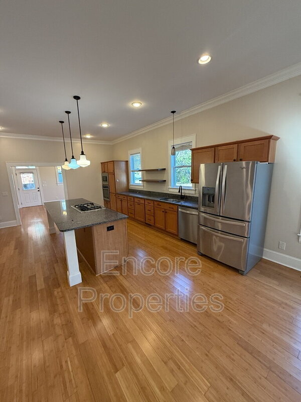 Photo - 1002 Monmouth Ave Unit A