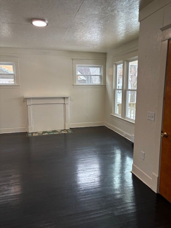 Photo - 1468 Hoyt St Unit 1