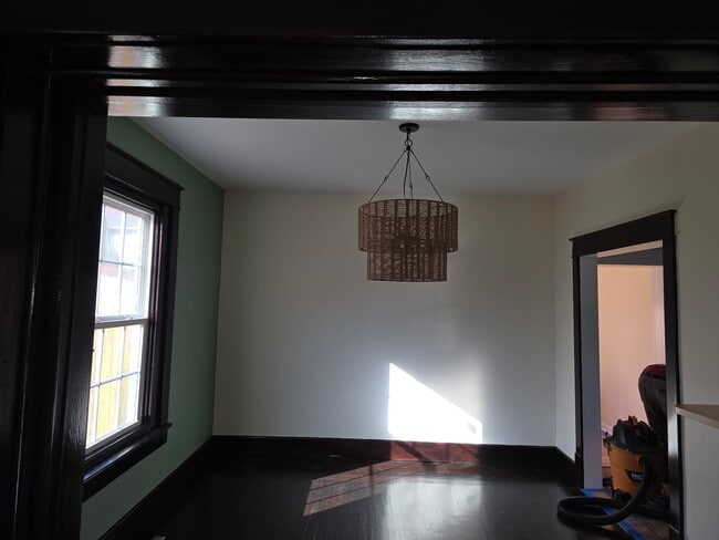 Photo - 498 Clarendon St