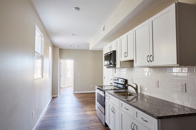 Photo - 5514 Woodland Ave Apartment Unit 3