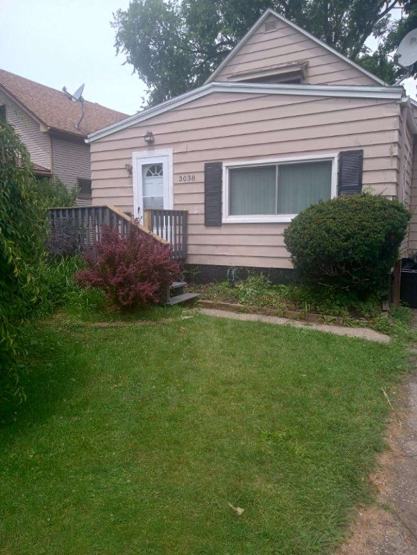 Photo - 3038 Portman St House