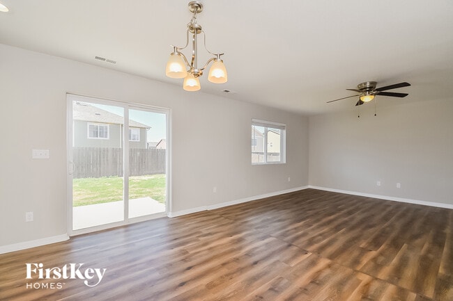 Photo - 3655 Chia Dr