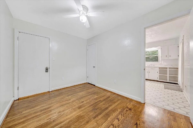 Photo - 1218 Grayson Ave NW