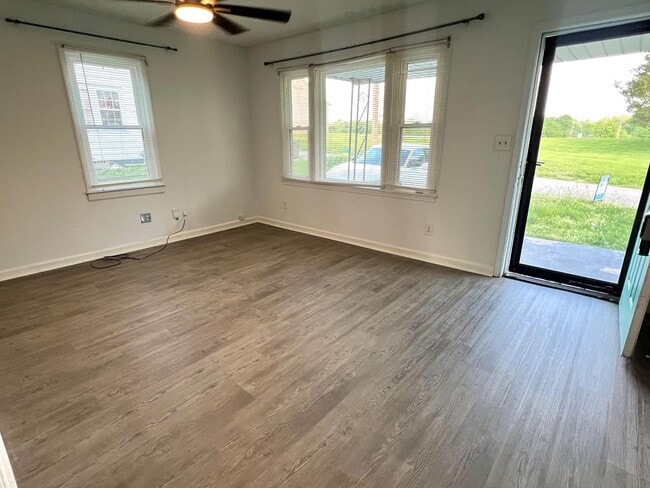 Photo - 117 Williams St