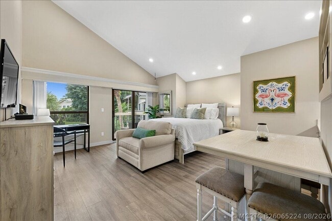 Photo - 11863 Wimbledon Cir Unit 543