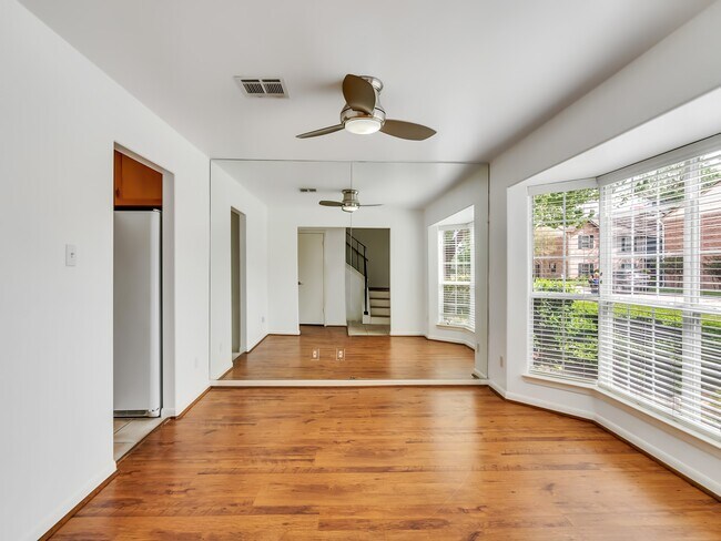 Photo - 14325 Lost Meadow Ln