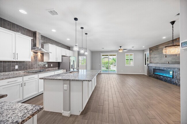Photo - 18436 W Carlota Ln
