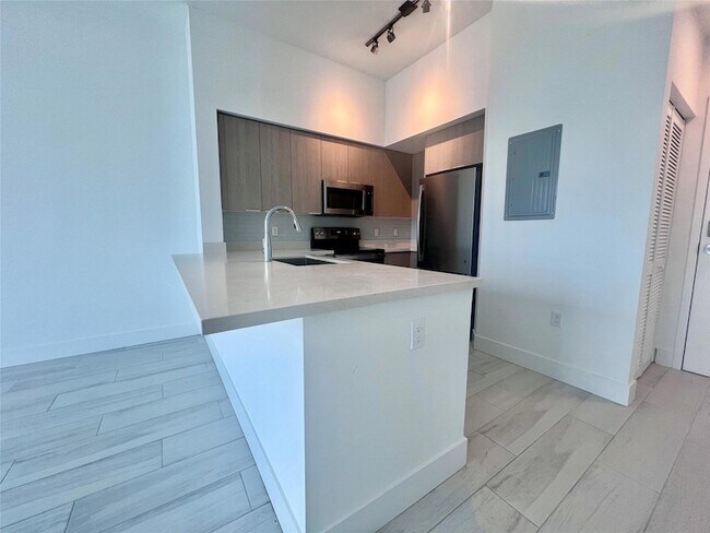 Photo - 601 E Dania Beach Blvd Condo Unit 834