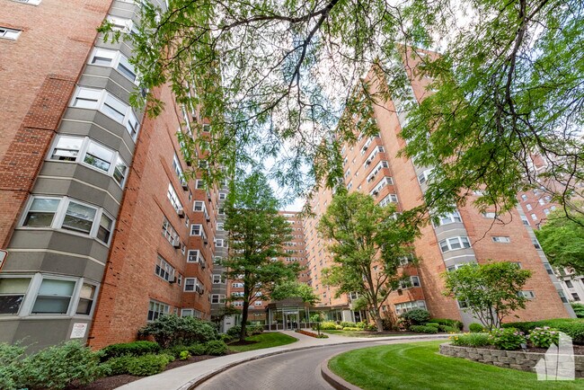 Photo - 4960 N Marine Dr Unit 918