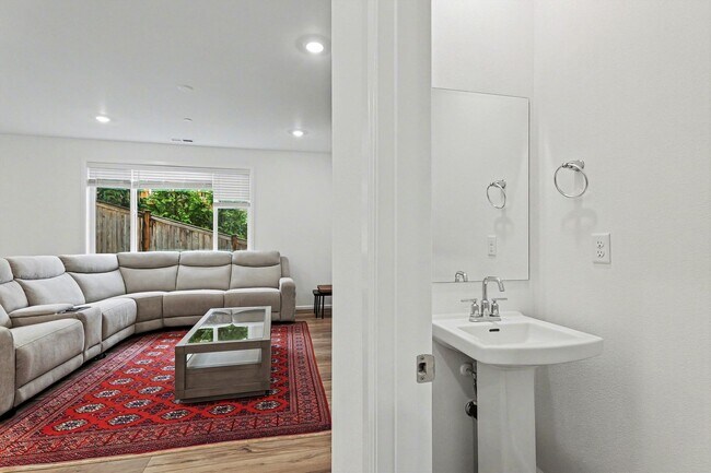 Photo - 219 179th St SE