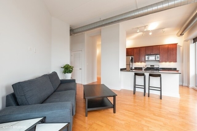 Photo - 4814 N Clark St Unit 502S