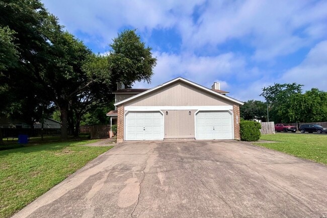 Building Photo - 9300 Kempler Dr Unit B