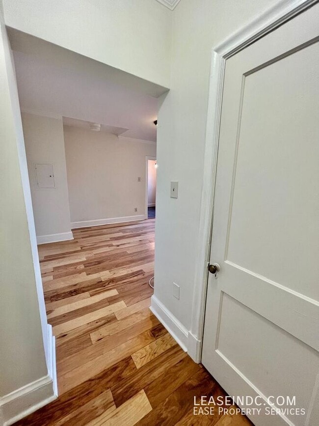 Photo - 3010 Wisconsin Ave NW Unit #405