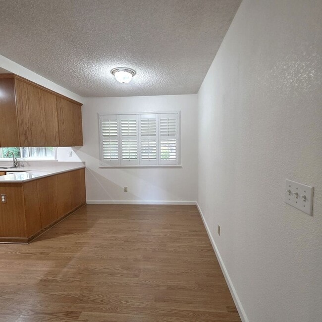 Photo - 4BD/2.5BA Single Story, Court Location on Walnut Creek Border