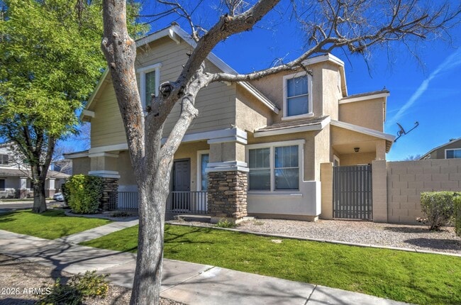 Photo - 12031 W Belmont Dr