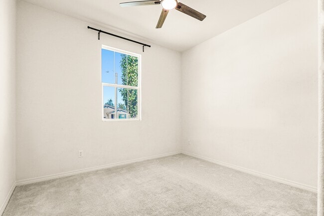 Photo - 29752 Wolf Glen Ct