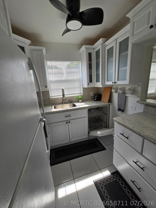 Photo - 477 Tilford S Unit 477