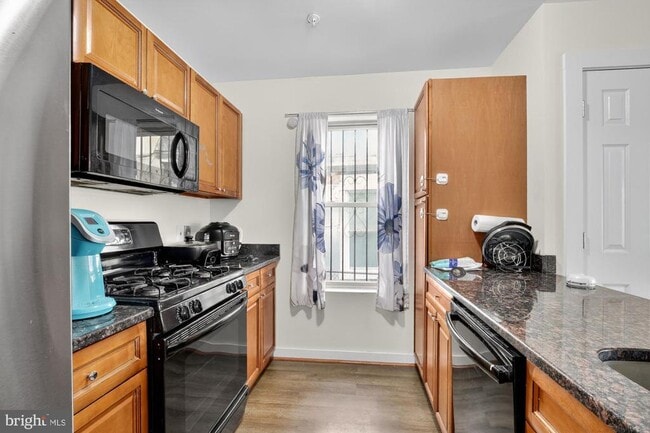 Photo - 602 N 43rd St