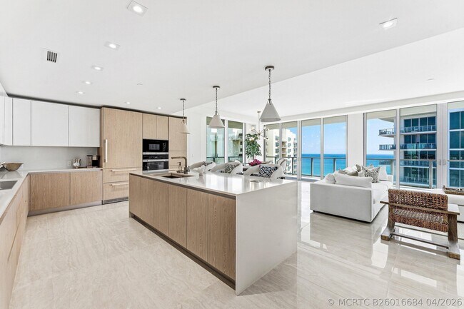 Building Photo - 3100 N Ocean Dr Unit 1702p