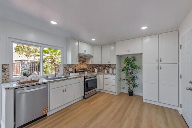 Photo - 4858 Rue Toulon Ct