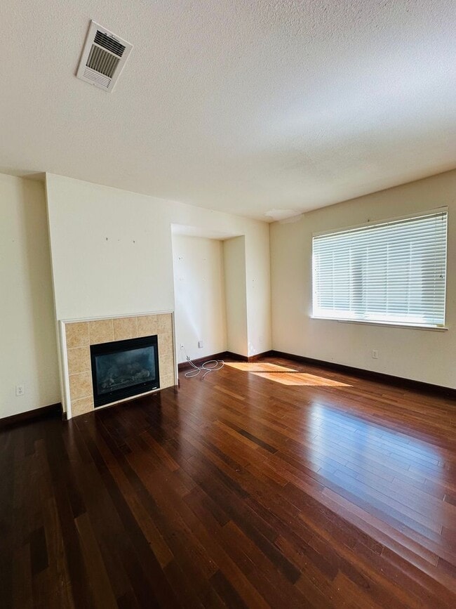 Photo - Beautiful 3 Bed, 2.5 Bath Home with Garage, Spacious Layout & Private Yard in Desirable Hercules ...