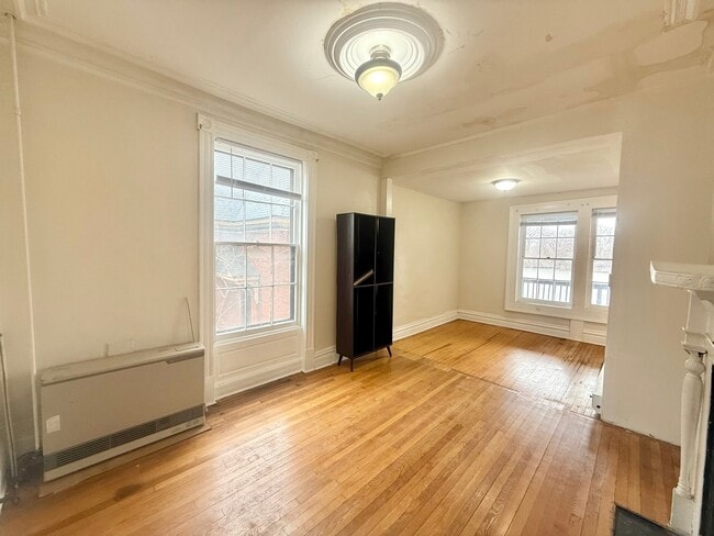 Photo - 149 2nd Ave Unidad 2