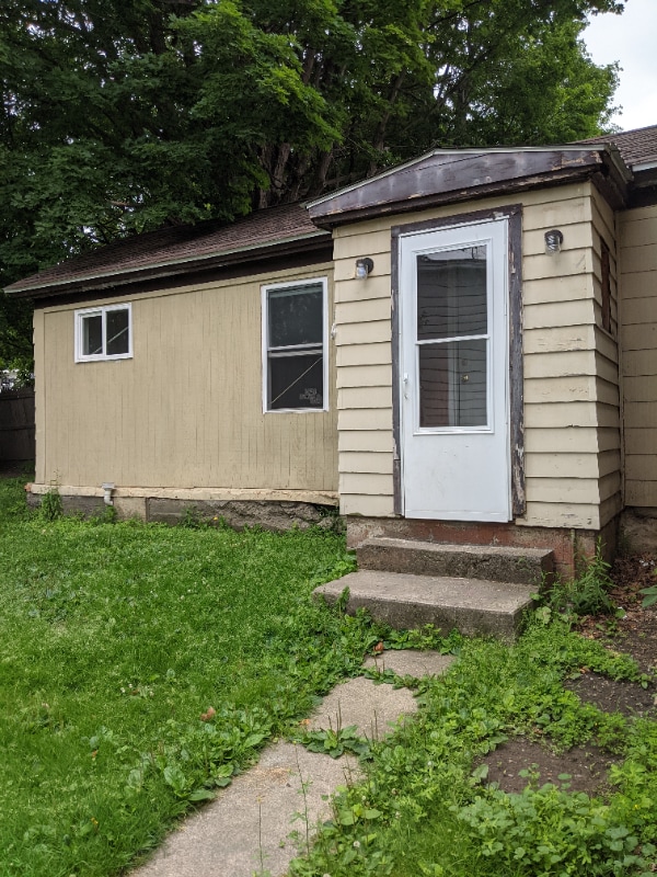 Photo - 118 E Cayuga St