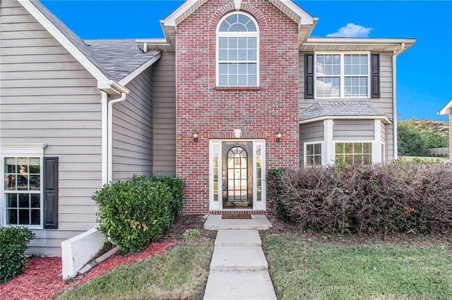 Photo - 395 Sugarberry Ln