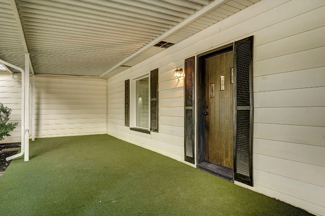 Photo - 1539 S Thelma Ave