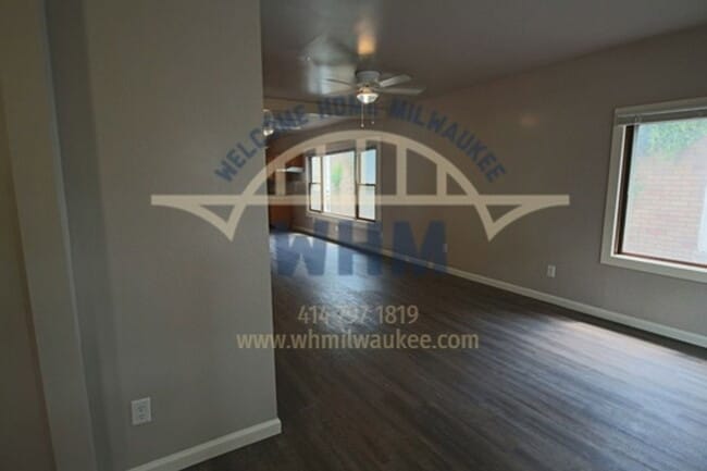 Photo - 2470 N 54th St