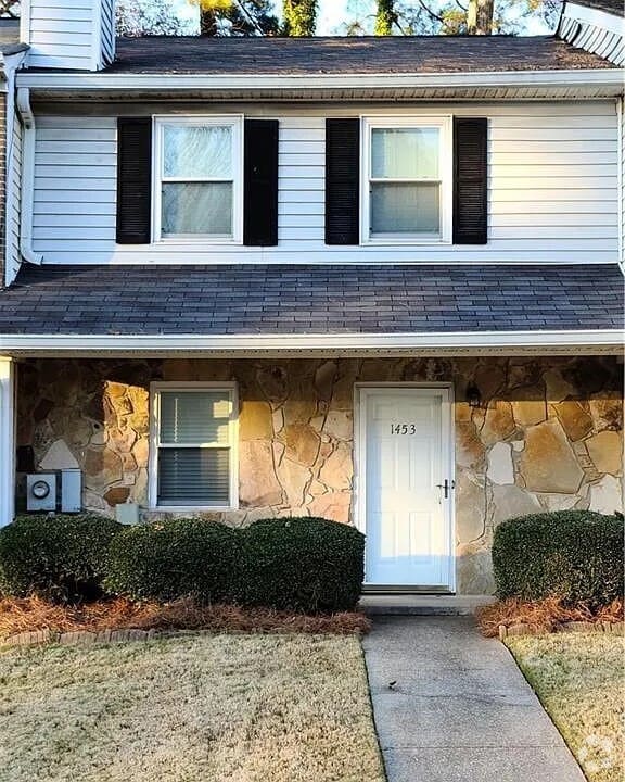 Building Photo - 1453 Springleaf Cir SE Rental