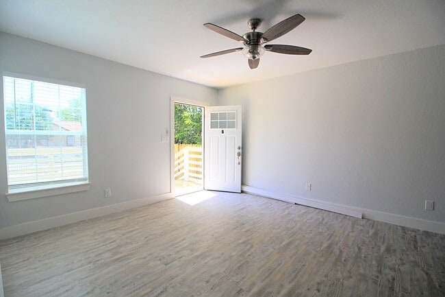 Photo - 3 Bedroom 2 Bath Modern home.