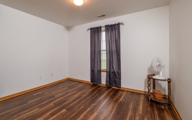 Photo - 106 National Dr Unit 201