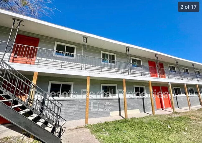 Building Photo - 2807 Observation Dr Unit 12